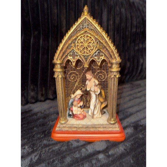 Other - Vintage Nativity Scene Metal & Resin Display Gold Wire Frame & Wood -Great Cond!